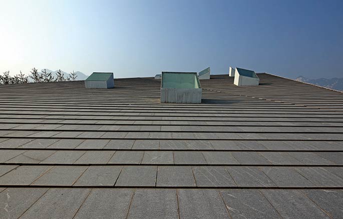屋面及立方体采光盒子.jpg