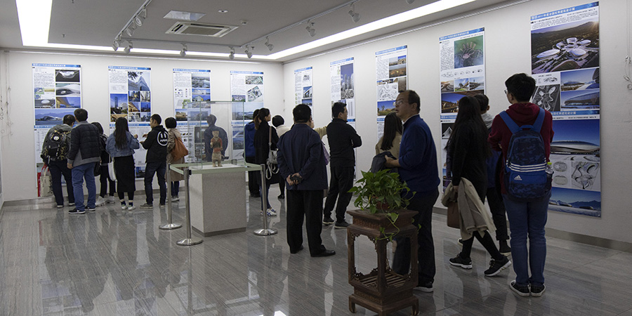 展览.jpg