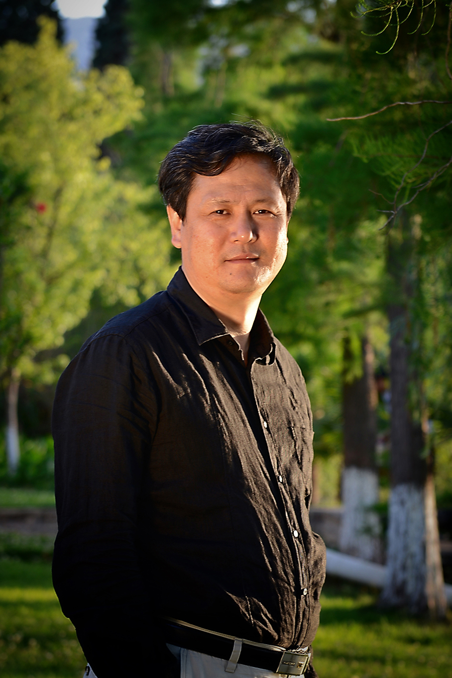 900徐峰.jpg 900徐峰.jpg